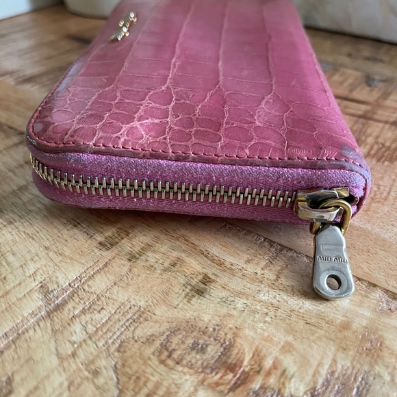 MIU MIU Croc Embossed Zippy Wallet - Picture 3 of 16